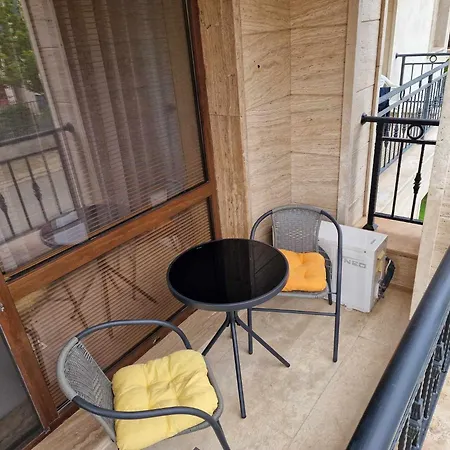 апарткомплекс амара студио 13 Slăntjev Brjag